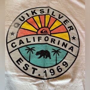 Quiksilver Graphic T-Shirt Men’s Size M New w/out Tags